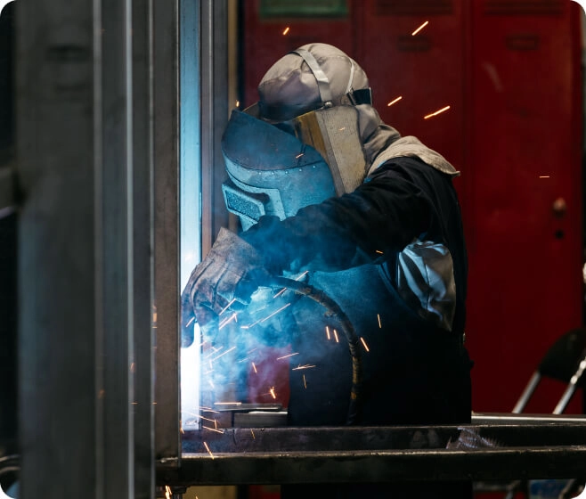 “モノづくり”のやりがいを<br class=